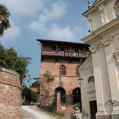 Hotel La Casa Del Castellano Cinzano Esterno foto